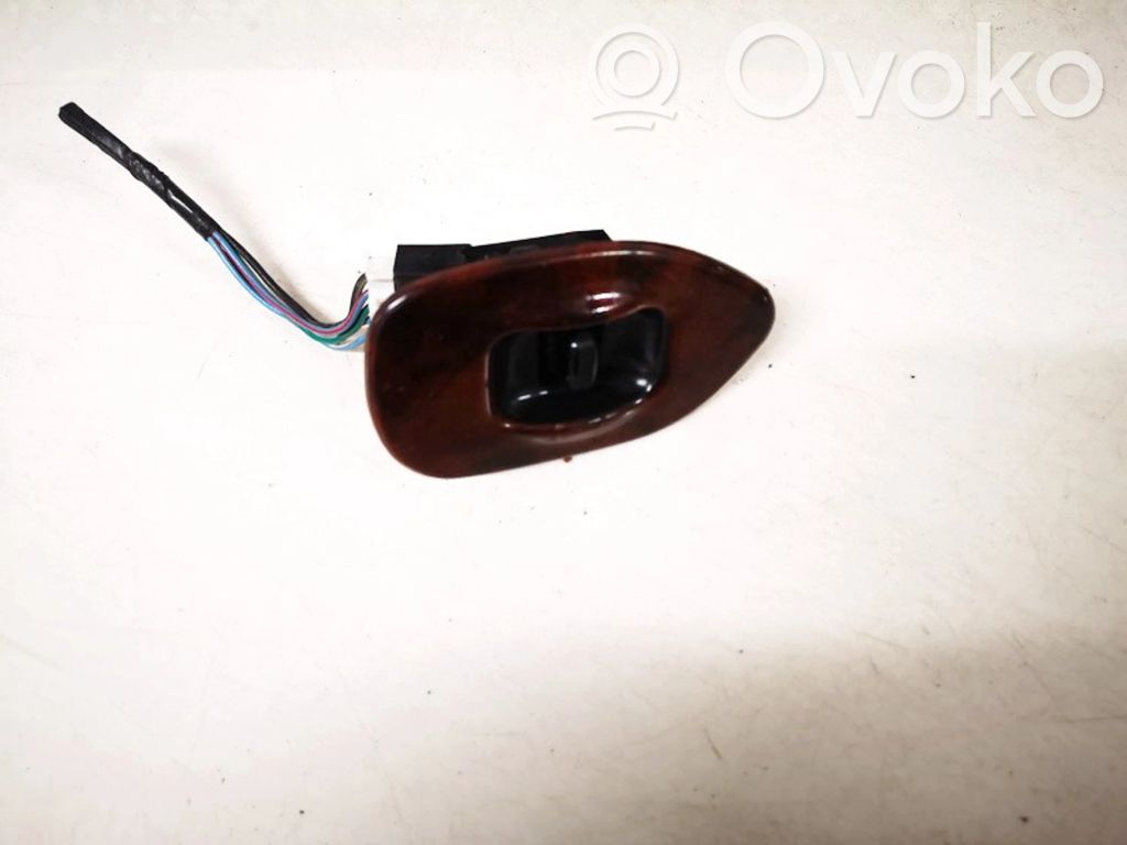 Subaru Outback Przyciski szyb 