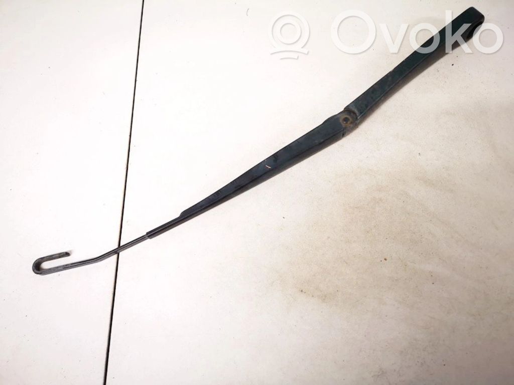 Saab 9-3 Ver2 Front wiper blade arm 