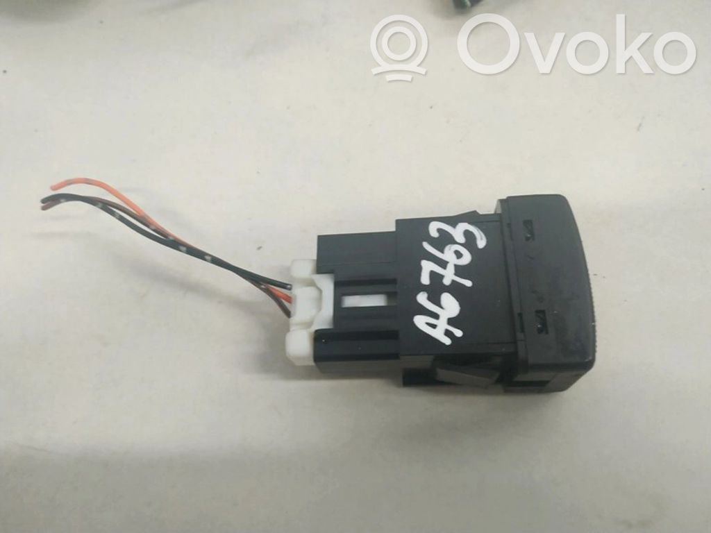 Mazda 5 Inne przełączniki i przyciski 