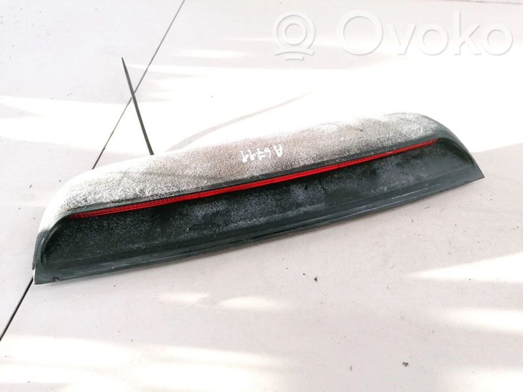 Volkswagen PASSAT B5 Lampă frână centrală 