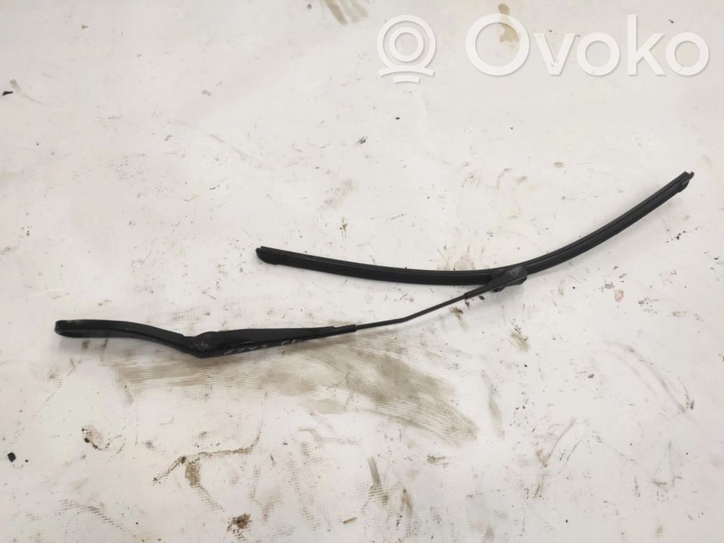 Volvo V50 Braccio della spazzola tergicristallo anteriore