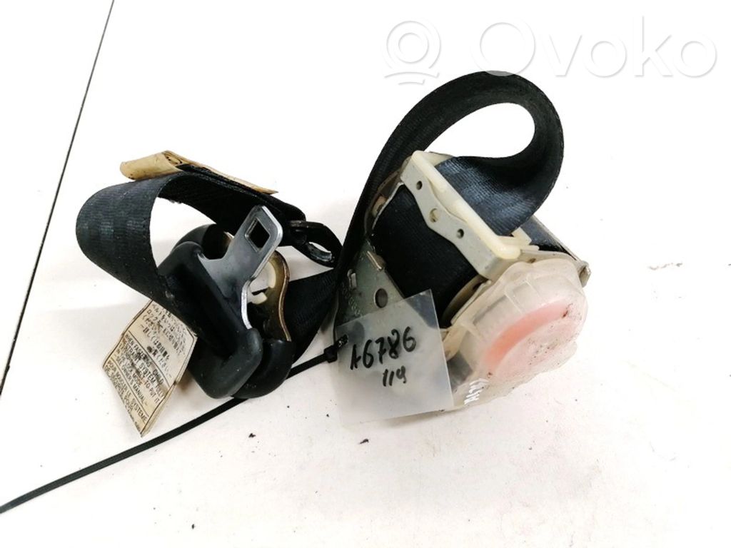 Toyota Yaris Cinturón trasero 