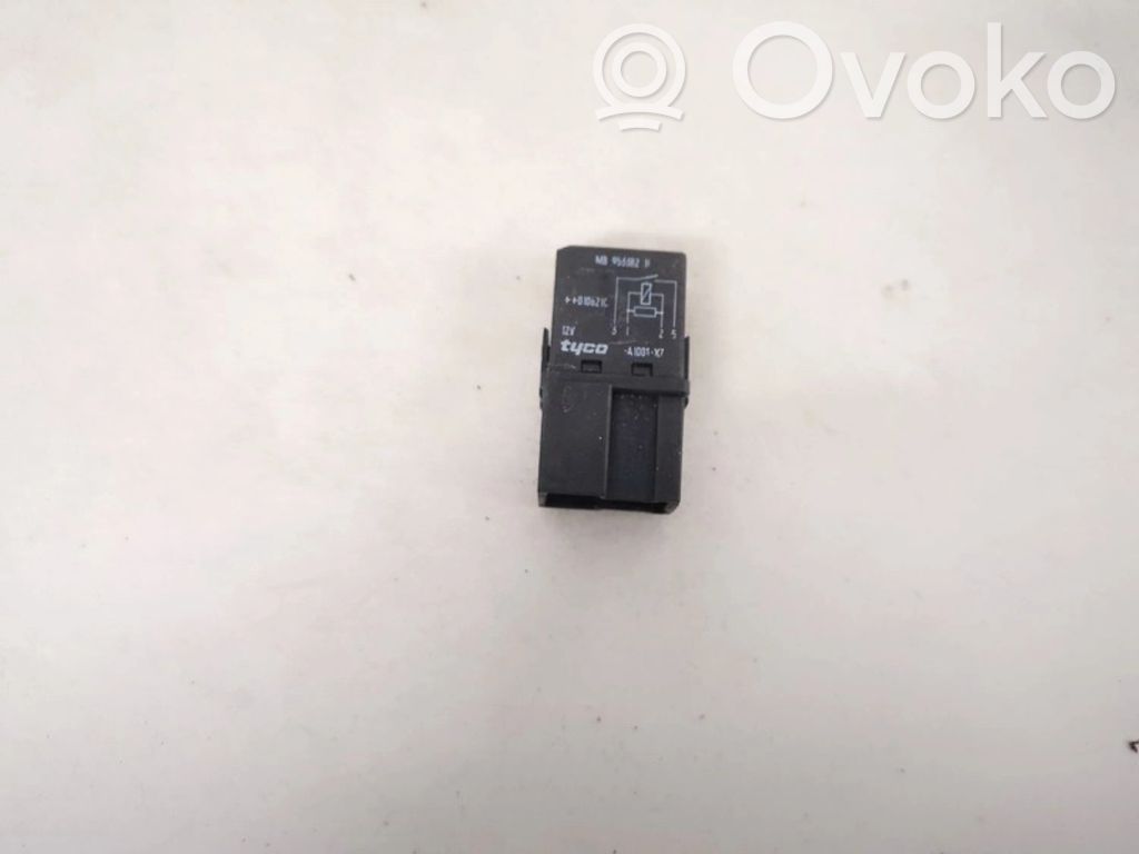 Muu rele   MB953382,MB953382