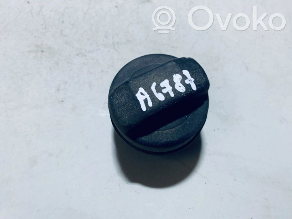 Audi A6 S6 C4 4A Tappo del serbatoio del carburante