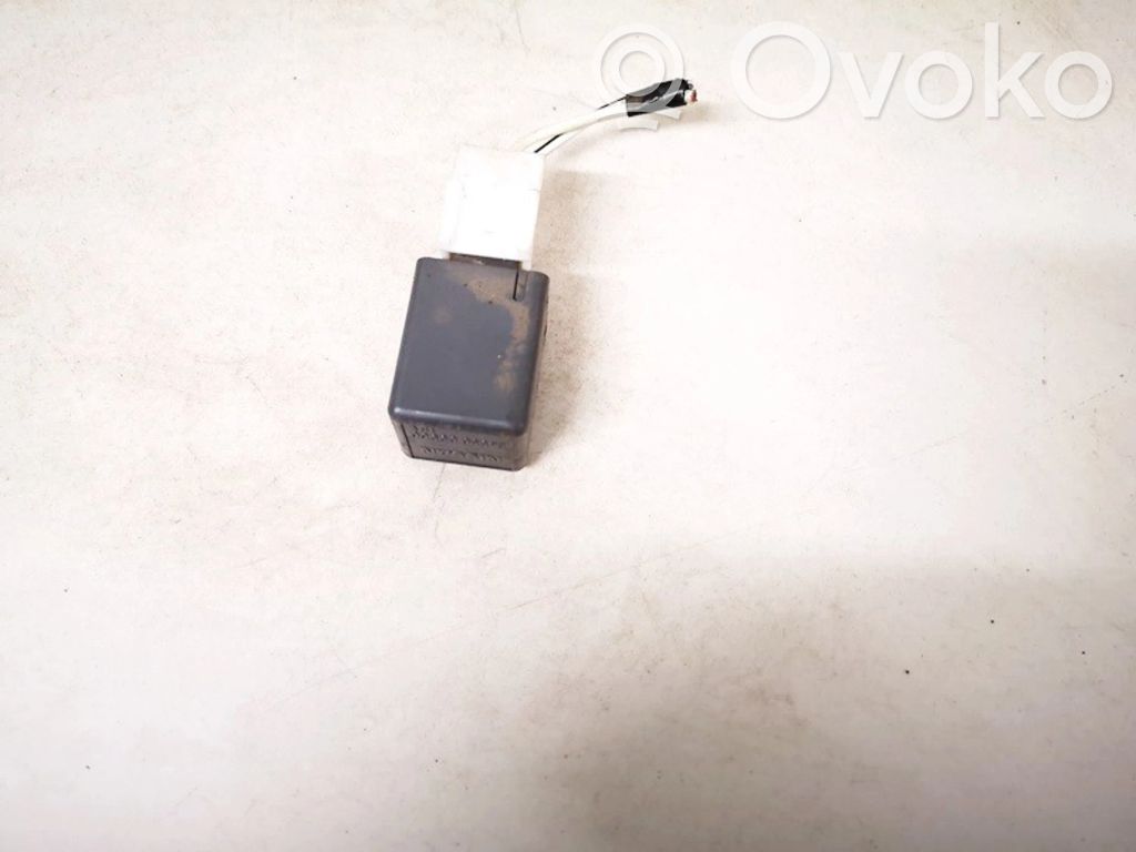 Otros relés   24330C9900,24330C9900