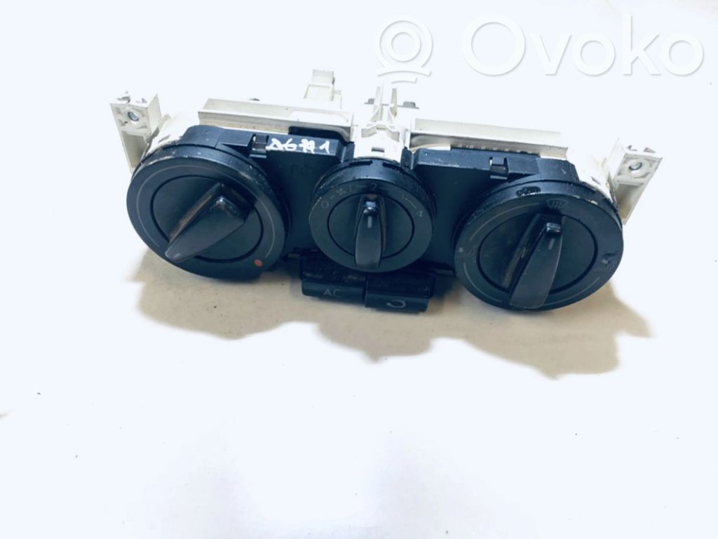Volkswagen Golf IV Unitate control climatizare