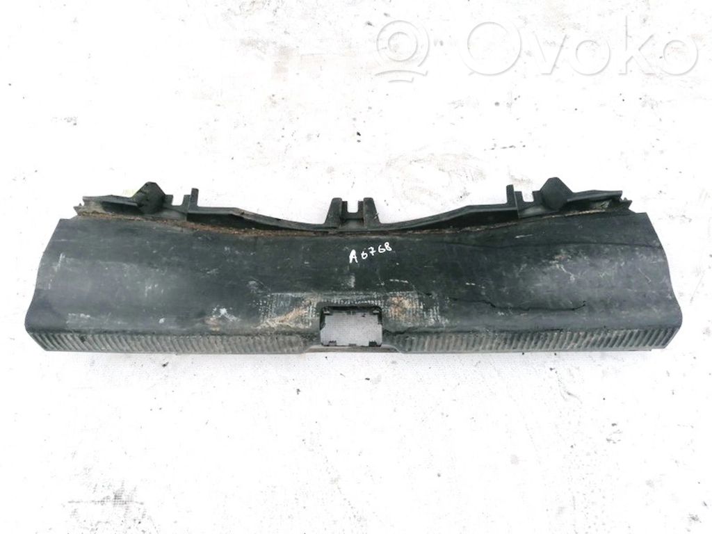 Skoda Octavia Mk2 (1Z) Inne elementy wykończenia bagażnika