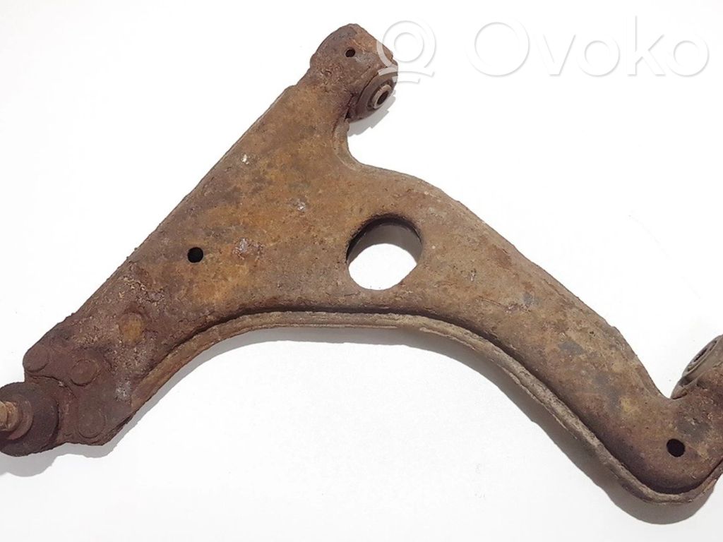 Opel Vectra B Braccio di controllo sospensione anteriore inferiore/braccio oscillante