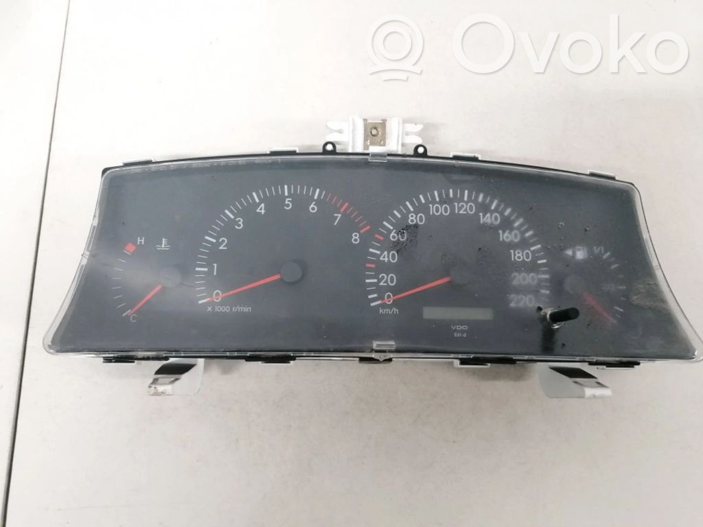 Toyota Corolla E120 E130 Tachimetro (quadro strumenti) 