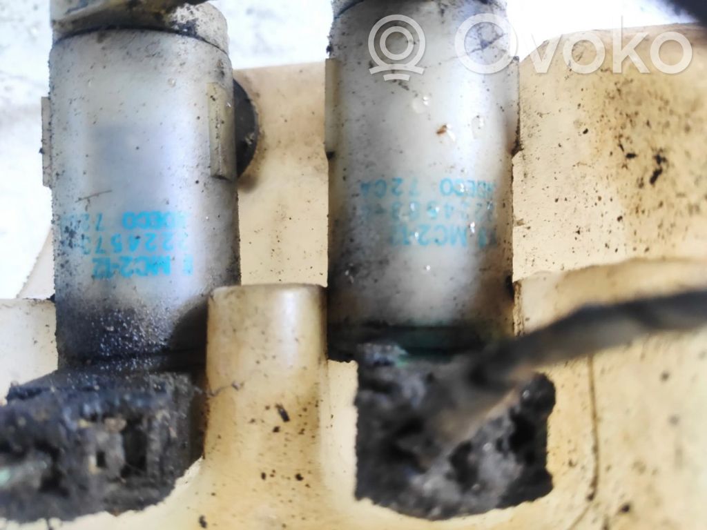 Nissan Almera Windscreen/windshield washer pump 