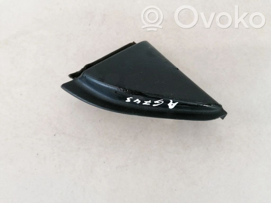 Toyota Corolla E120 E130 Sivukaiuttimen suoja 