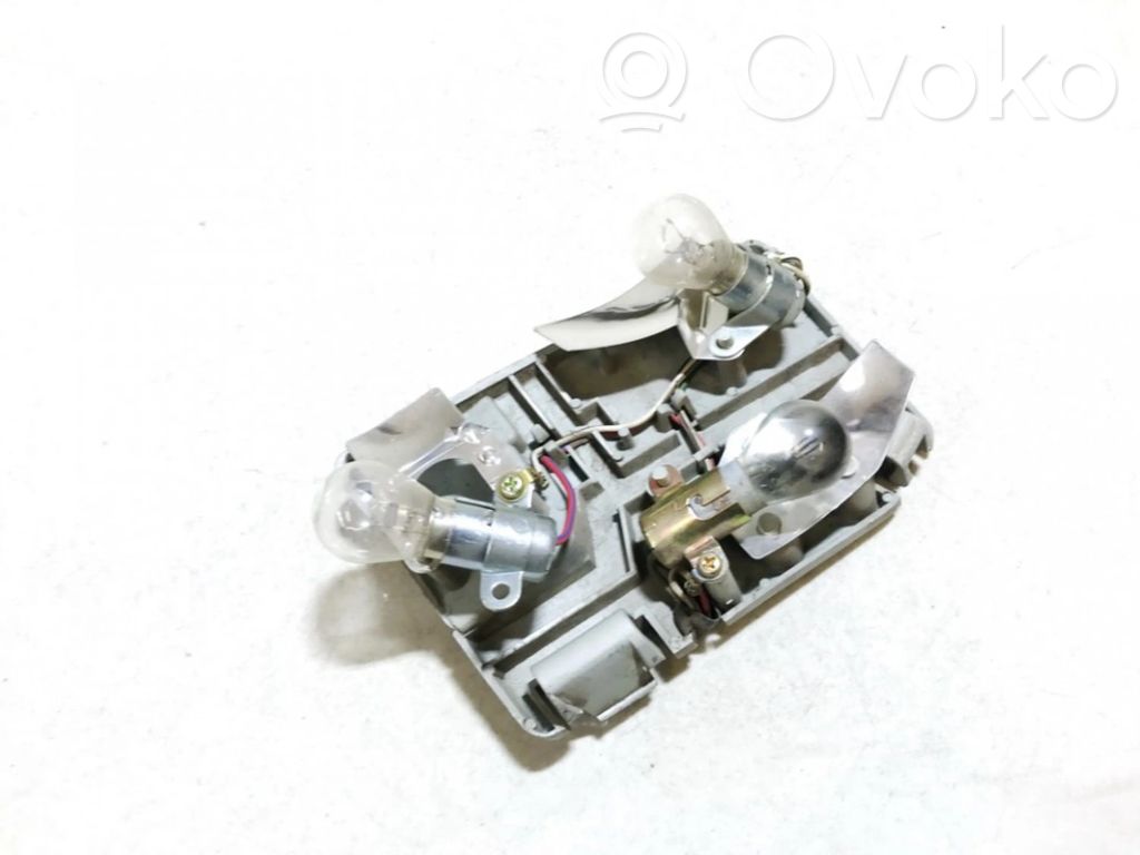 Toyota Corolla E90 Wkład lampy tylnej 