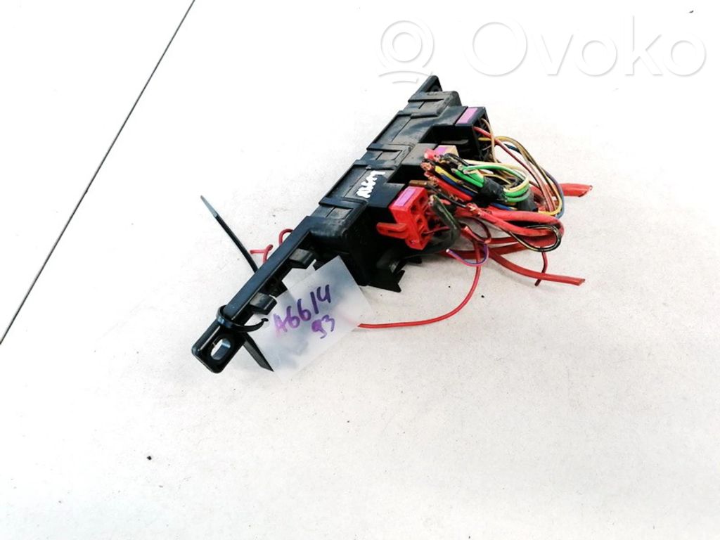 Volkswagen PASSAT B5 Set scatola dei fusibili