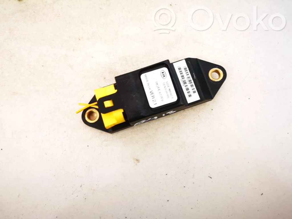 KIA Carens I Senzor impact/declanșare airbag