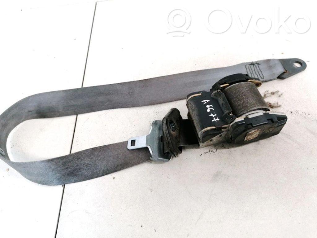 Peugeot 406 Cinturón trasero 