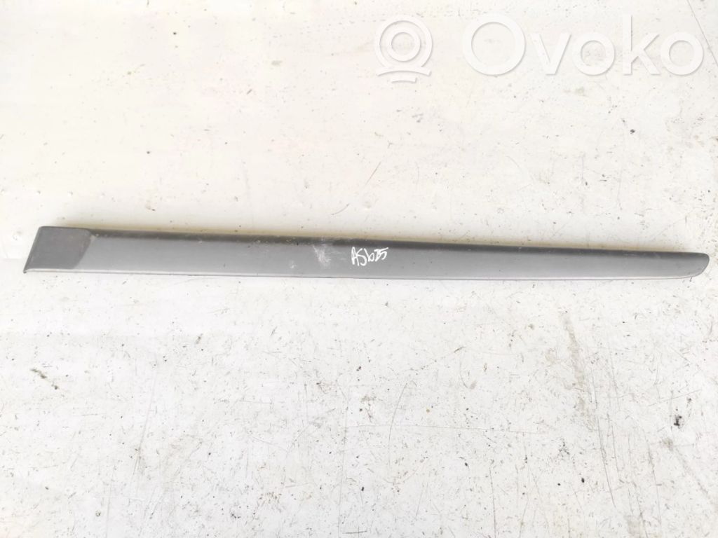 Renault Laguna II Rivestimento portiera posteriore (modanatura)