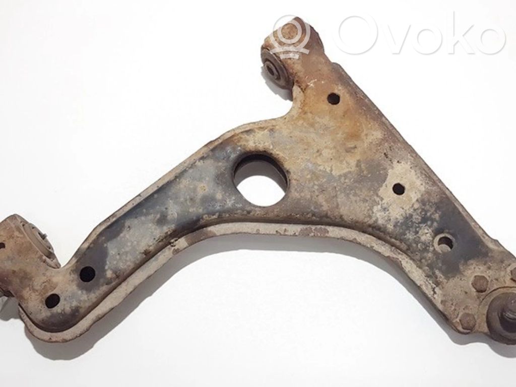 Opel Vectra B Braccio di controllo sospensione anteriore inferiore/braccio oscillante