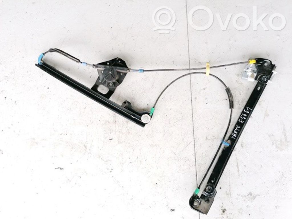 Volkswagen Vento Alzacristalli del portellone scorrevole con motorino