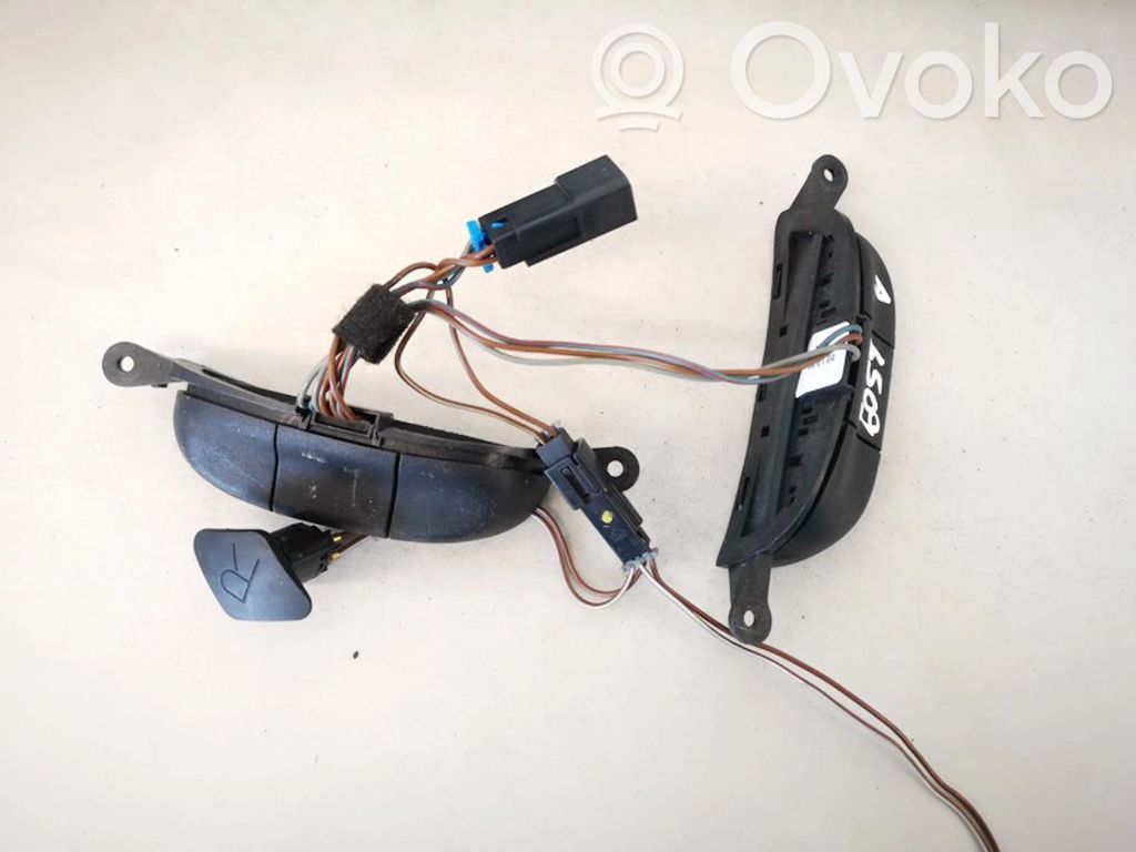 Opel Zafira A Pulsanti/interruttori sul volante