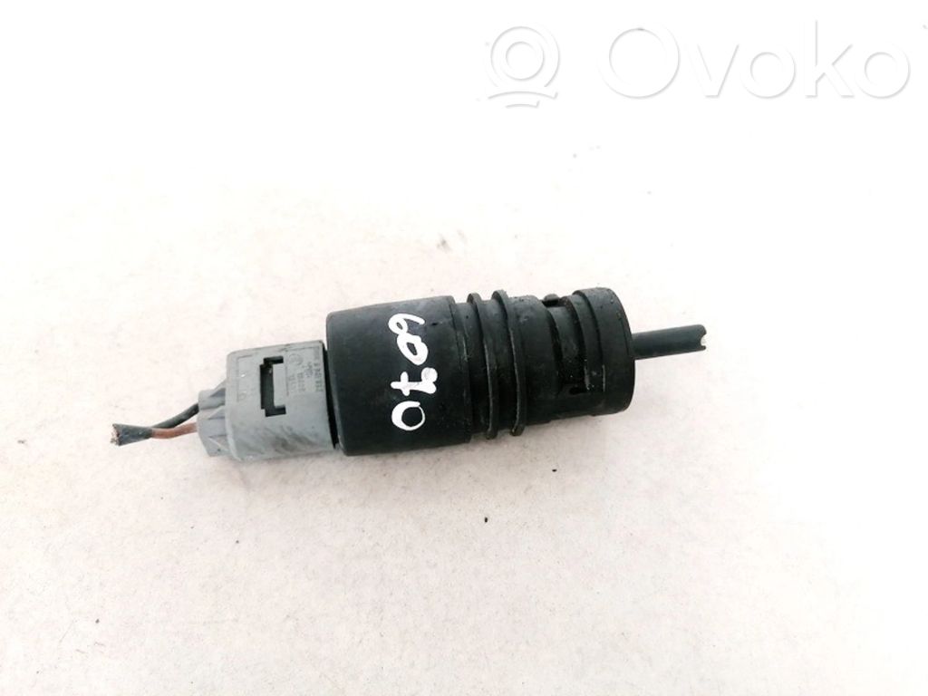 BMW 3 E90 E91 Wiper motor 