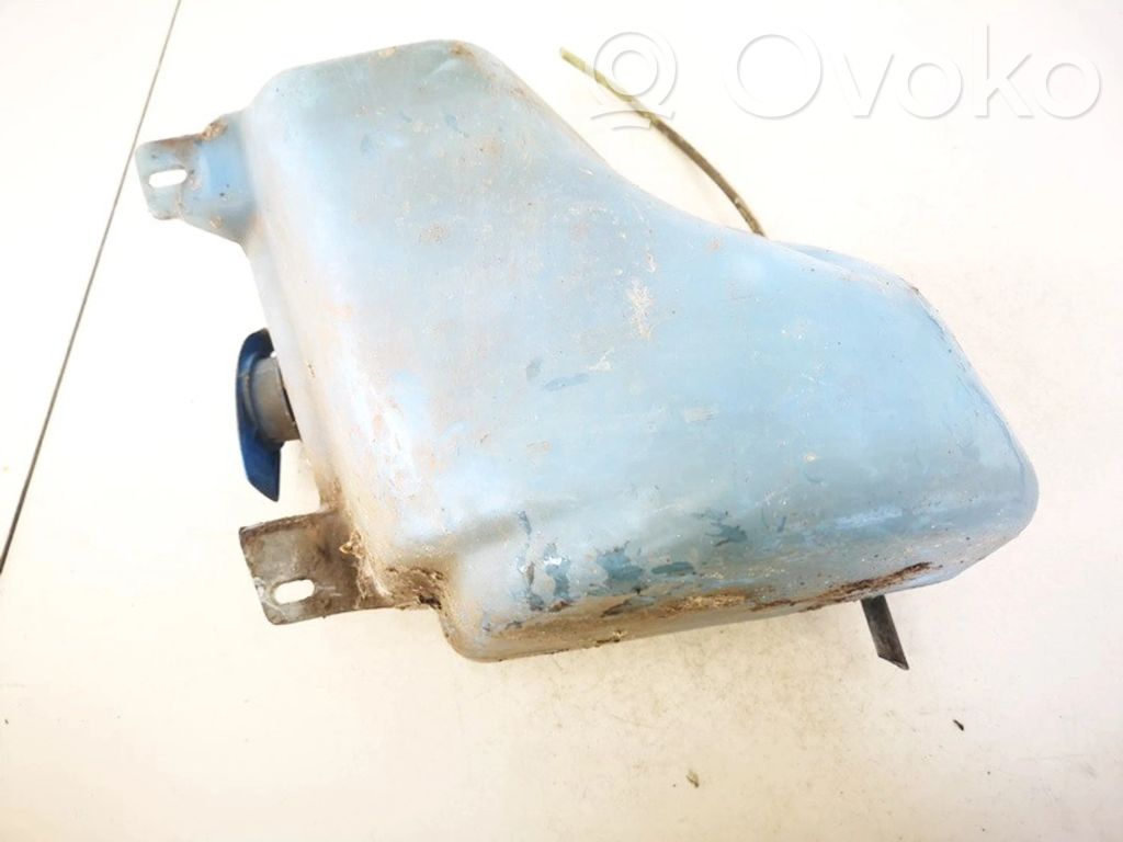 Volkswagen Golf III Serbatoio/vaschetta liquido lavavetri parabrezza