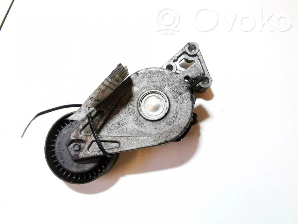 Volkswagen Golf IV Întinzător curea generator/alternator 