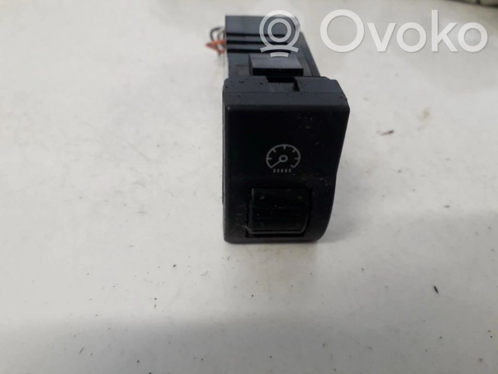 Mazda 3 I Interruttore di regolazione dell’illuminazione del quadro 
