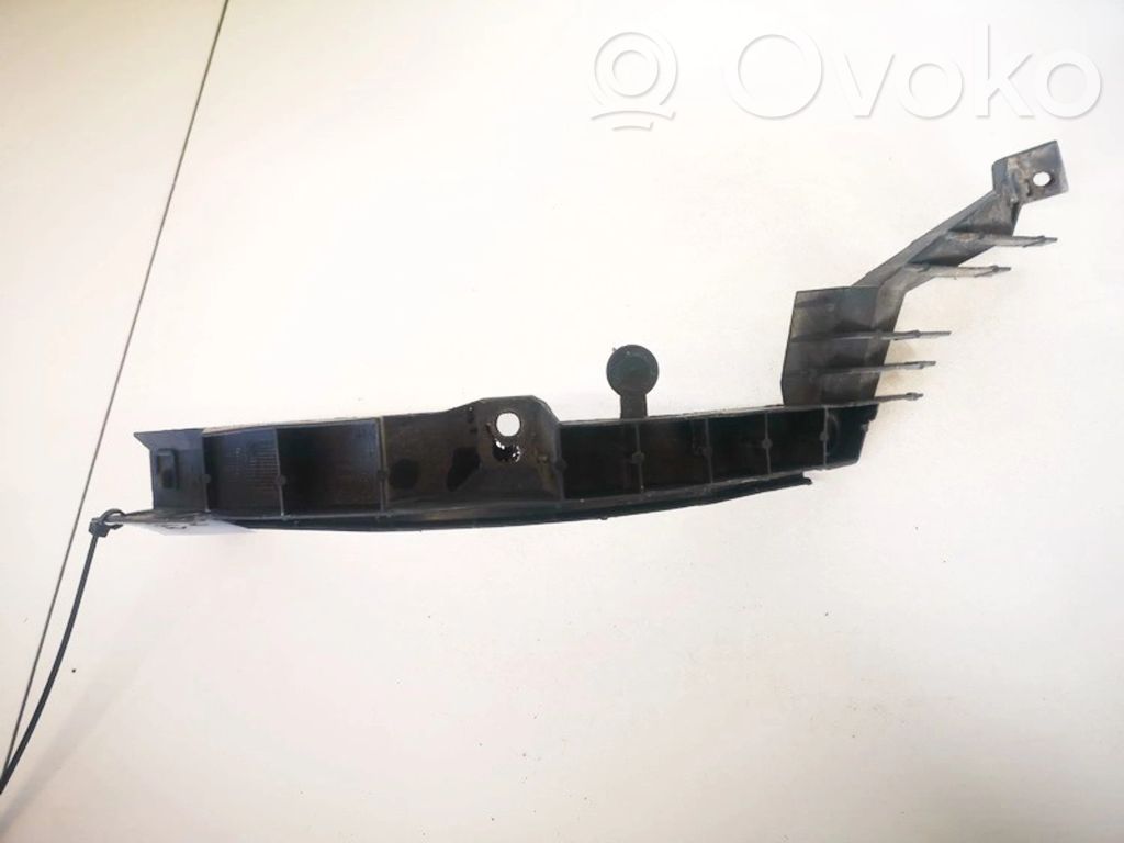 Volkswagen Golf IV Suport montare bară spate
