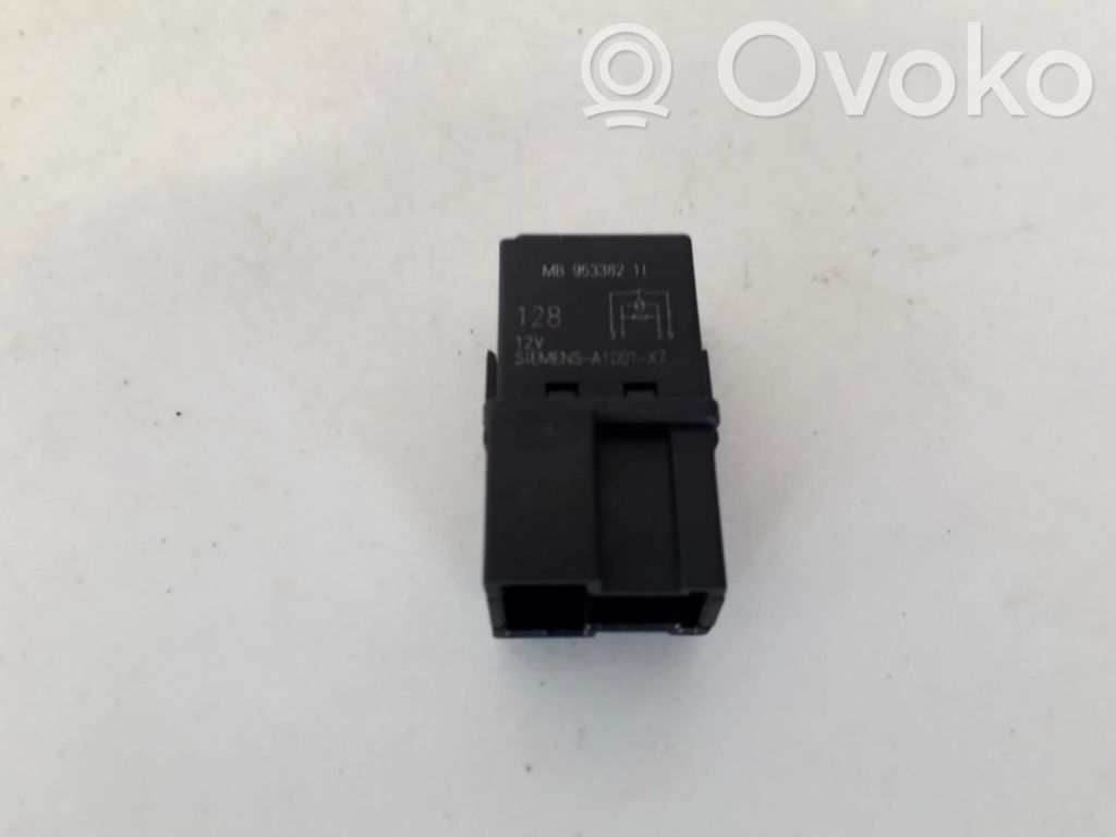 Autres relais   MB953382,V23074,MB953382,V23074