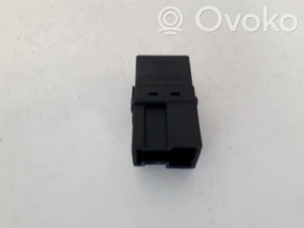 Otros relés   MB953382,V23074,MB953382,V23074