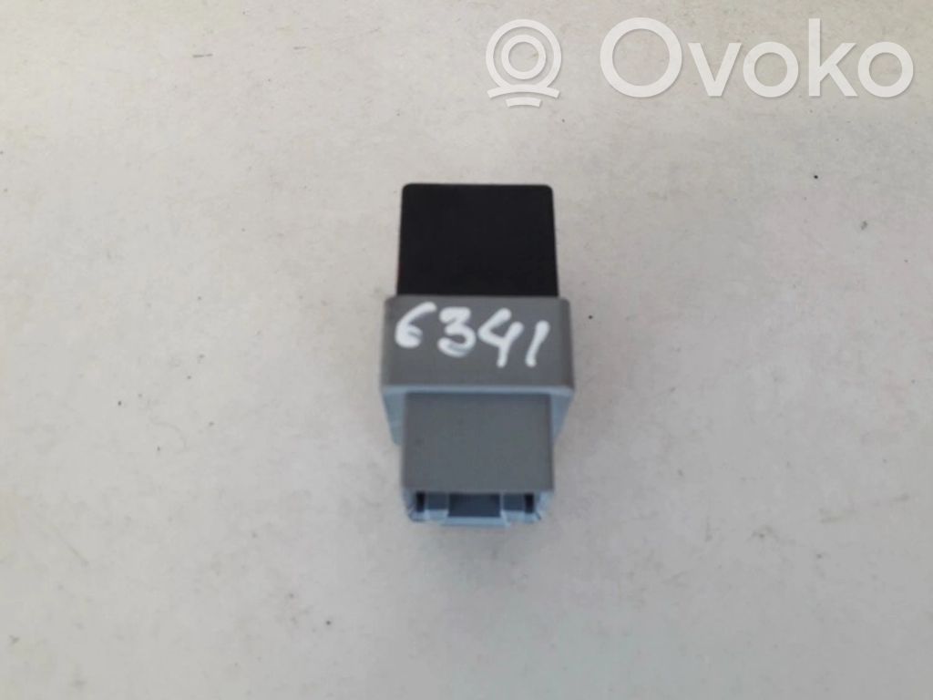 Volvo S40, V40 Alte relee 