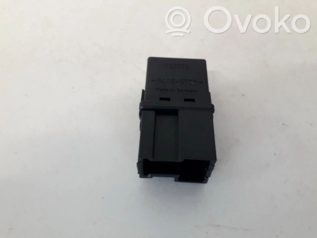 Muu rele   MB953382,V23074,MB953382,V23074