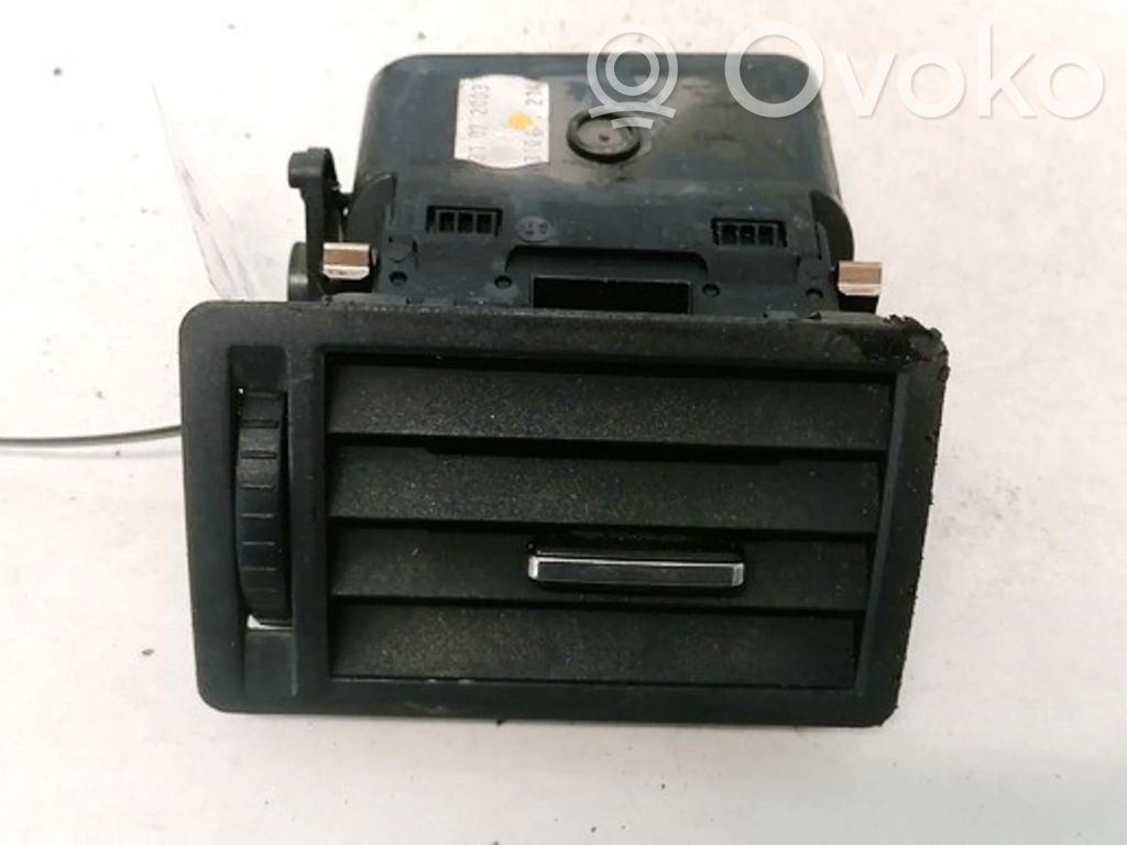 Ford Focus C-MAX Griglia di ventilazione centrale cruscotto 