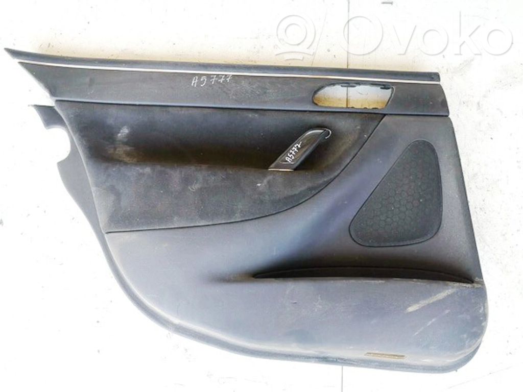 Peugeot 607 Takaoven verhoilu 