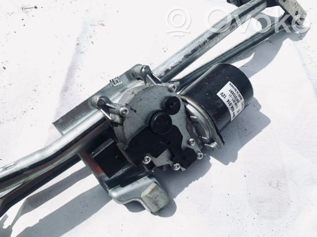 BMW 1 E81 E87 Wiper motor 