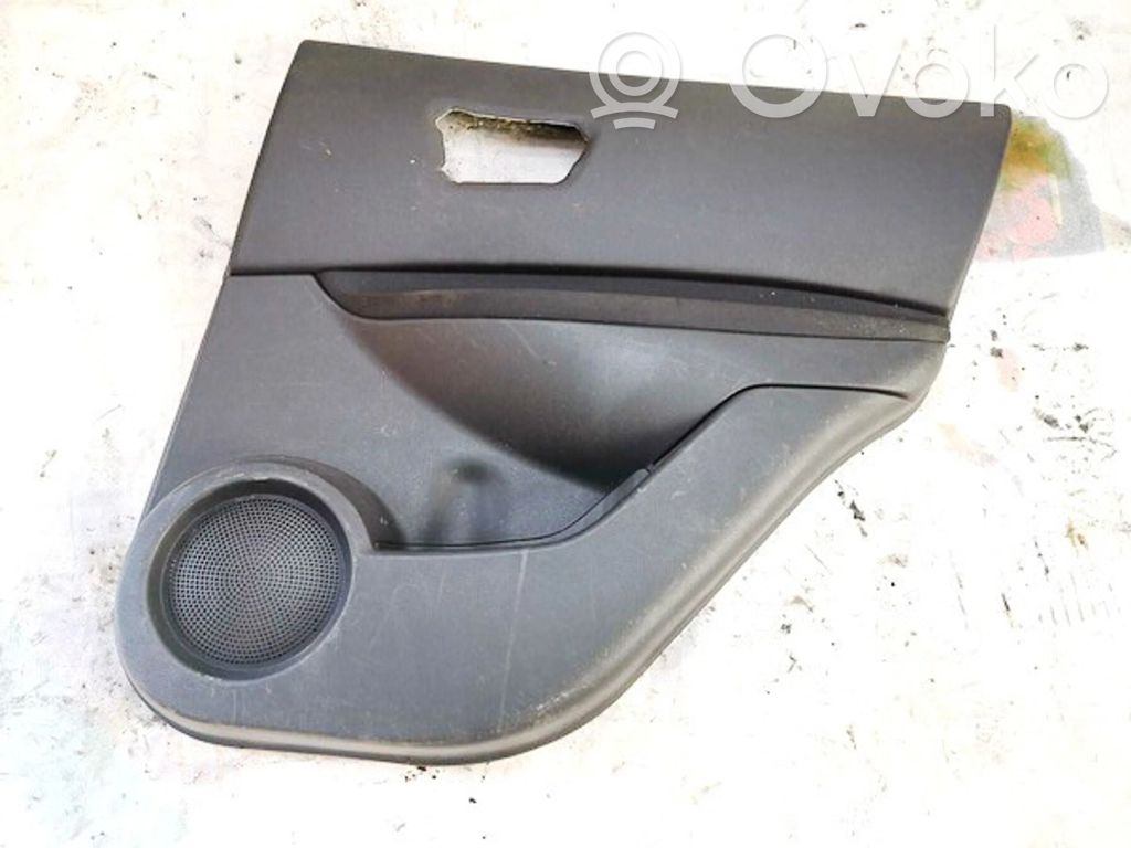 Nissan Qashqai Rivestimento del pannello della portiera posteriore 