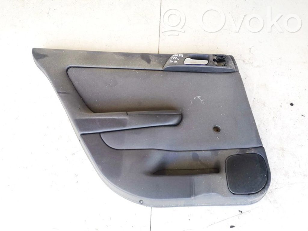 Opel Astra G Takaoven verhoilu