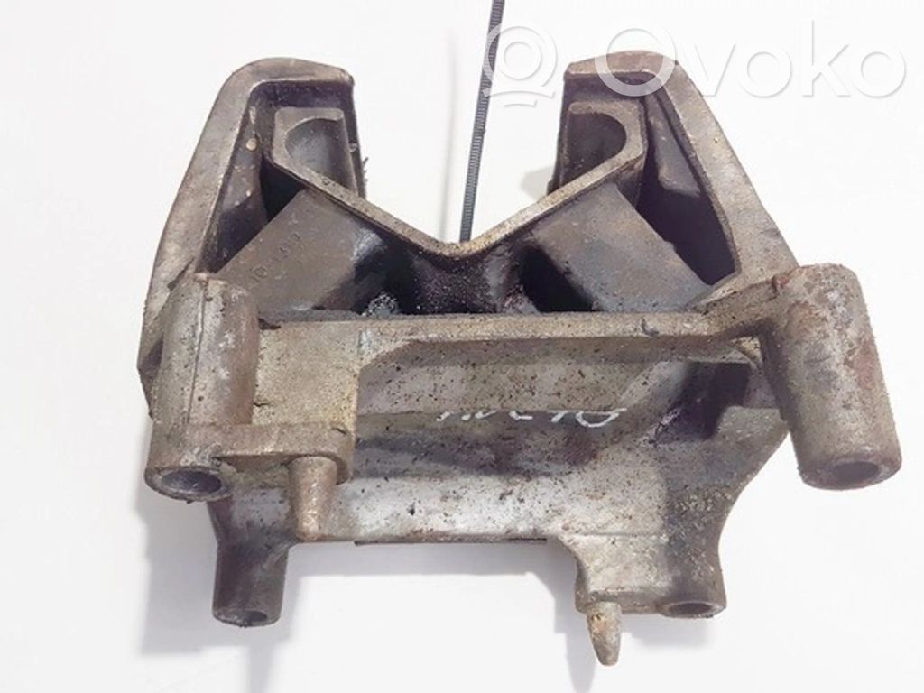 Opel Vectra B Suport tampon motor 