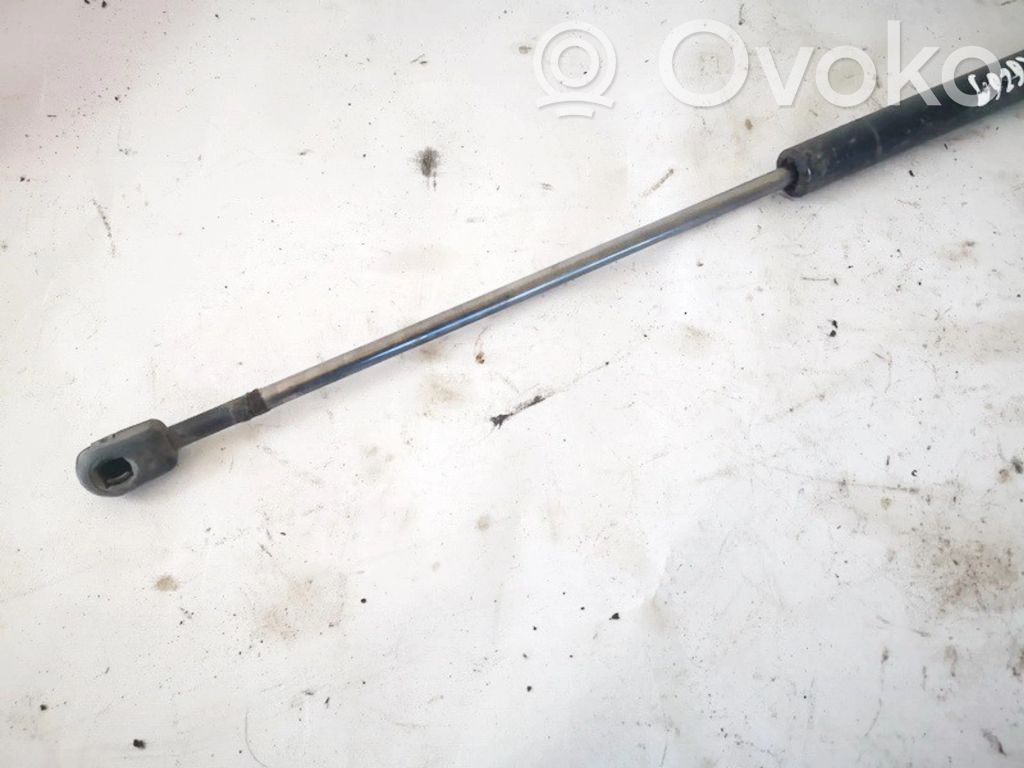 Mitsubishi Carisma Amortizor hayon