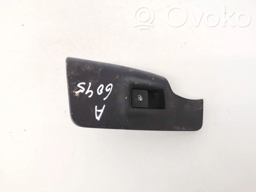 Opel Meriva B Przyciski szyb 