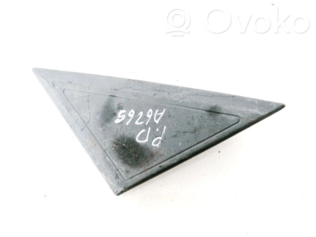 Mitsubishi Carisma Altra parte esteriore 