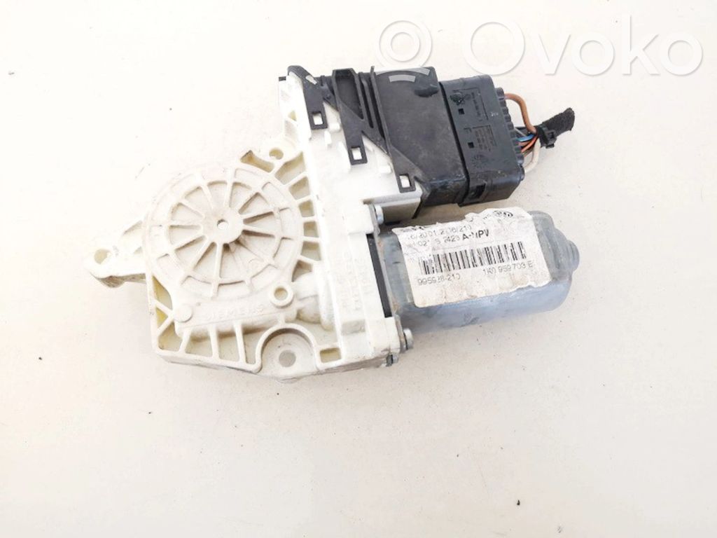 Volkswagen Touran I Motorino alzacristalli della portiera posteriore 