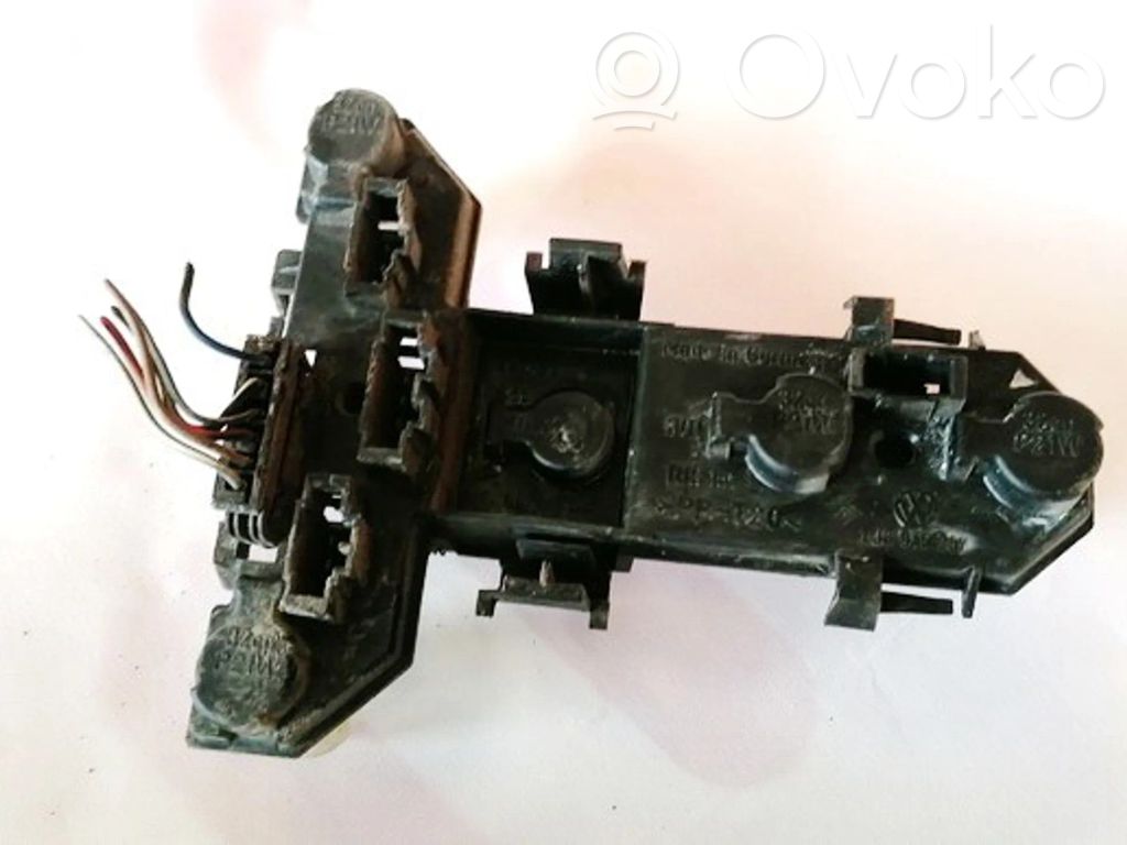 Volkswagen Golf IV Suport becuri lampă spate 