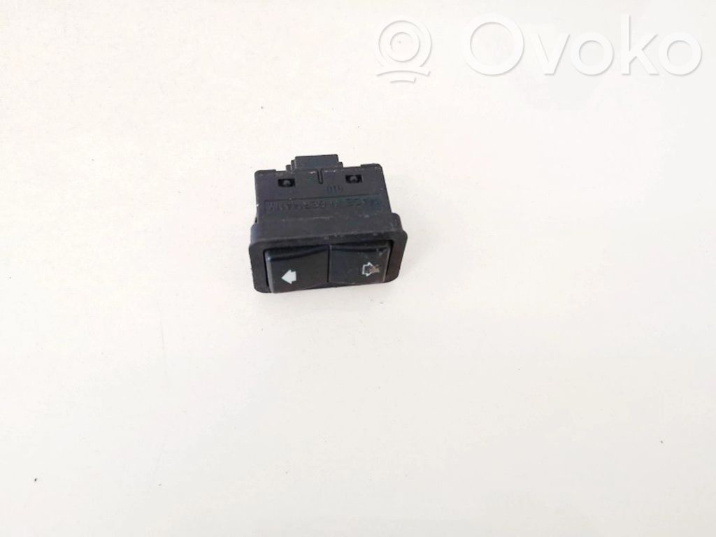 Interrupteur commade lève-vitre   8368974,8368974