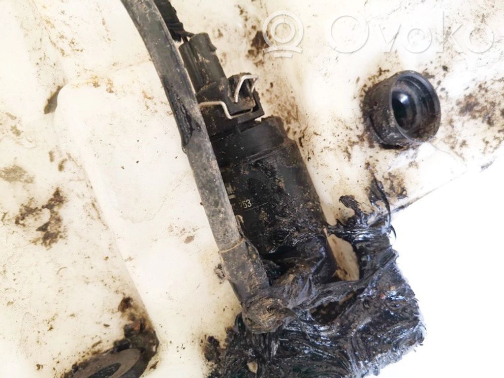 Opel Vectra C Pompa spryskiwacza szyby przedniej / czołowej 
