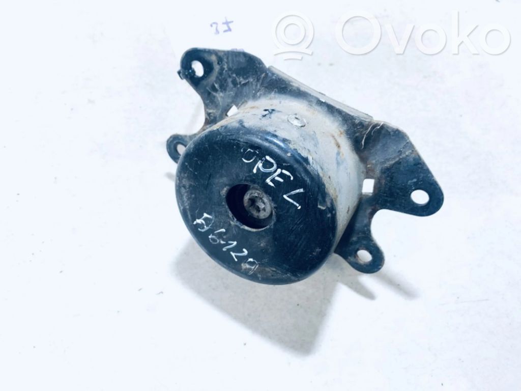 Opel Corsa C Moottorin kiinnikekorvake 