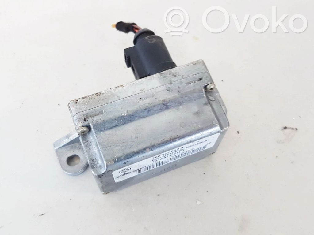 Porsche Cayenne (9PA) ESP Drehratensensor Querbeschleunigungssensor 