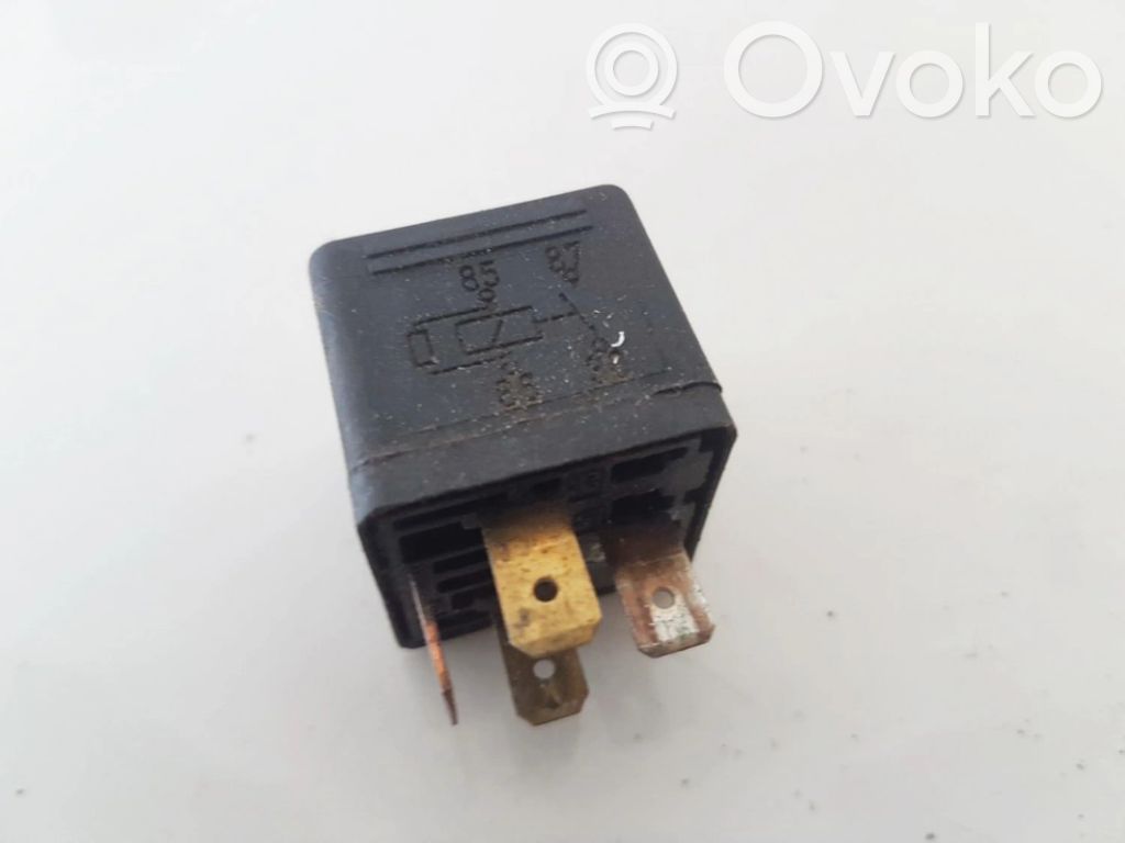Audi 80 90 B3 Alte relee 