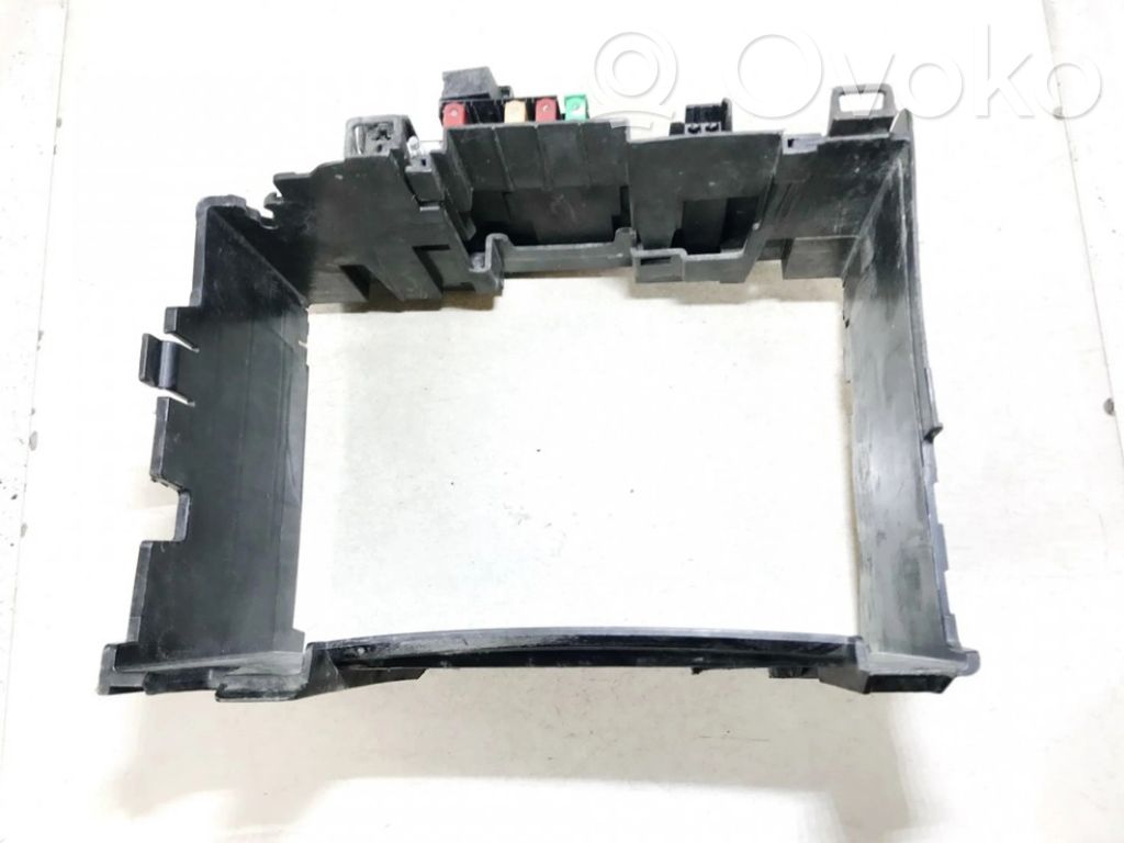 Support boîte de batterie   8200314272,8200314272