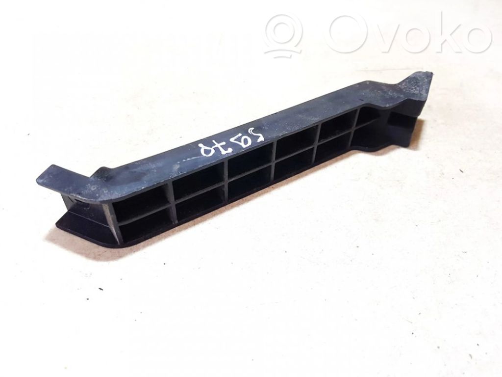 KIA Ceed Soporte de montaje del parachoques trasero